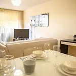 Apartamento Vibrant 2 Bedroom Sleeps 4