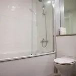 Apartamento Vibrant 2 Bedroom Sleeps 4 *