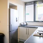 Vibrant 2 Bedroom Sleeps 4 Apartamento *