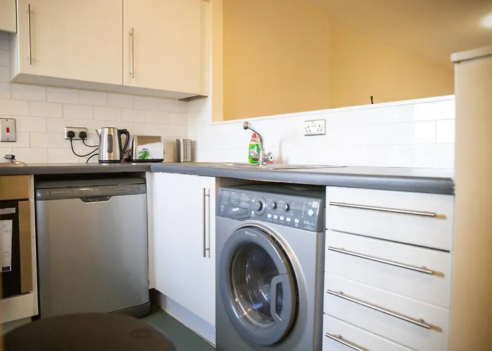 Vibrant 2 Bedroom Sleeps 4 Leeds (West Yorkshire)