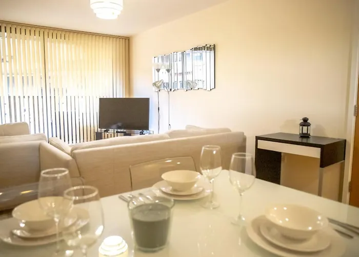 Lägenhet Vibrant 2 Bedroom Sleeps 4